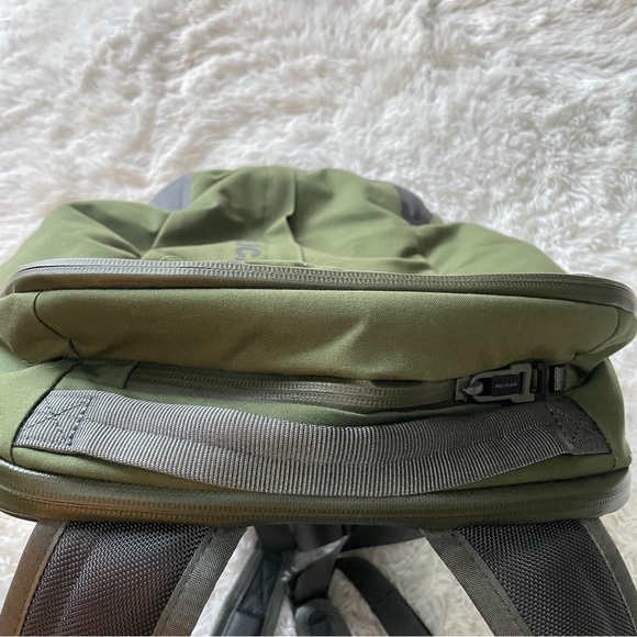 Pelican MPB25 Mobil Protect 25L Laptop Backpack - Picture 11 of 16